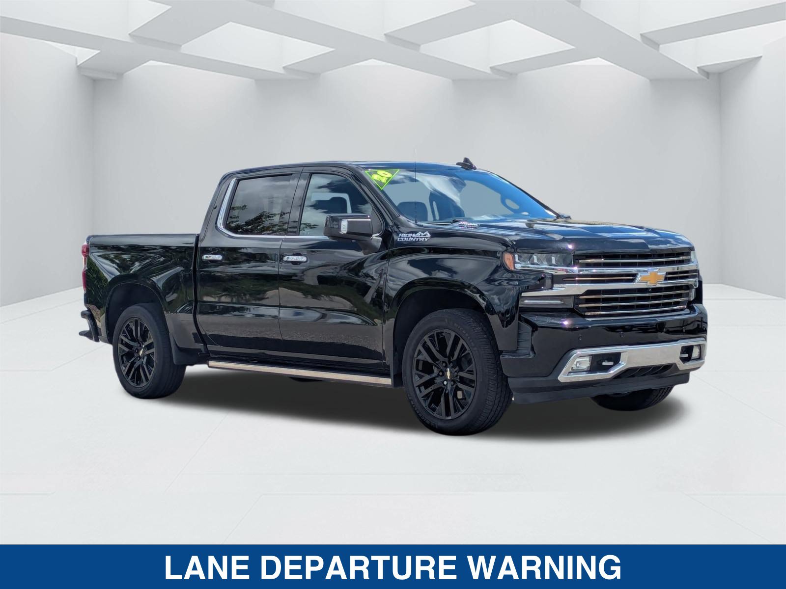 Used 2020 Chevrolet Silverado 1500 High Country w/ Technology Package AWD/4WD image 3