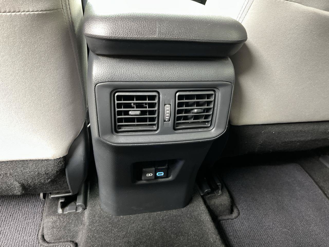 Used 2022 Toyota RAV4 XLE w/ XLE Grade Weather Package AWD/4WD image 11