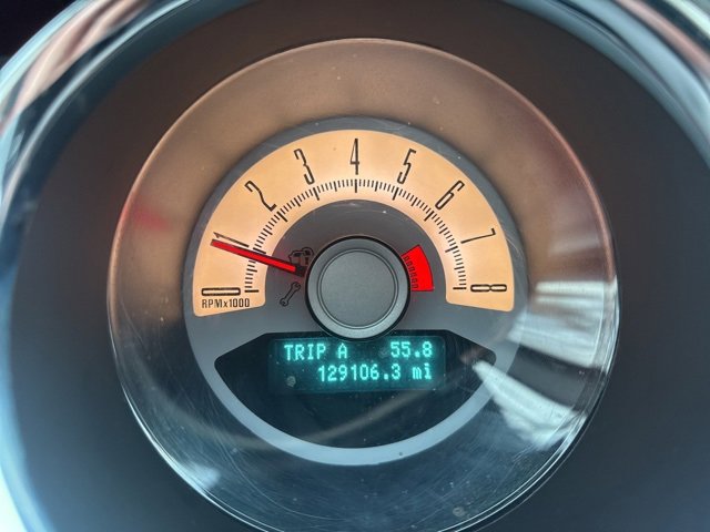 Used 2010 Ford Mustang GT image 10