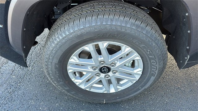 New 2026 Toyota Tundra SR5 w/ SR5 Convenience Package image 33