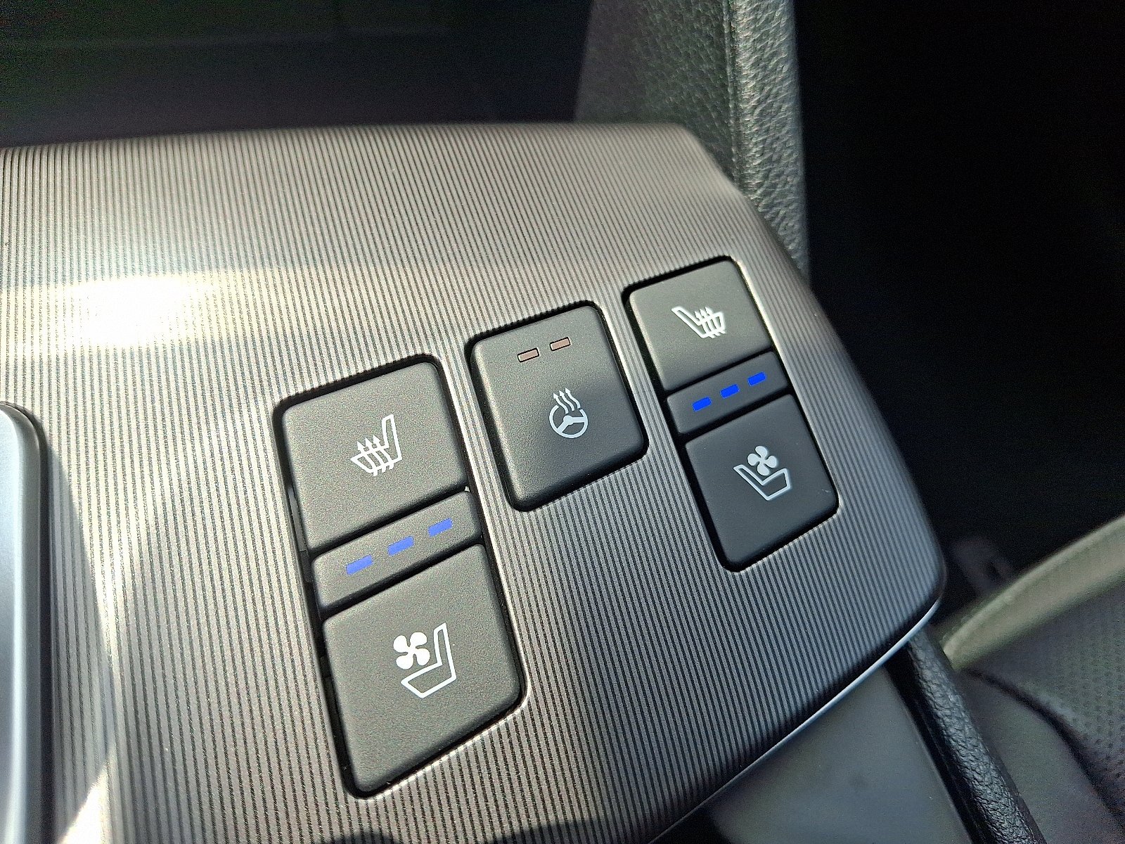 New 2026 Kia Sportage SX AWD/4WD image 16