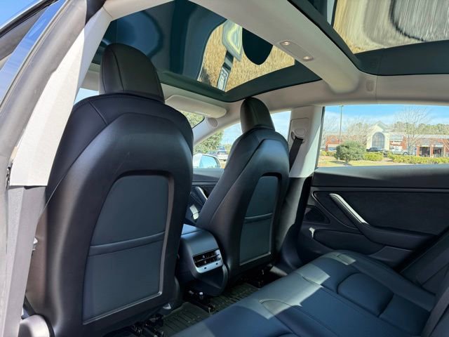 Used 2020 Tesla Model 3 Long Range image 25