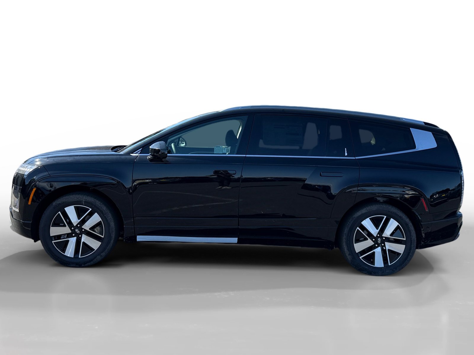 New 2026 Hyundai Ioniq 9 SEL image 2