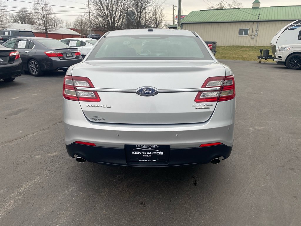 Used 2018 Ford Taurus Limited FWD image 6