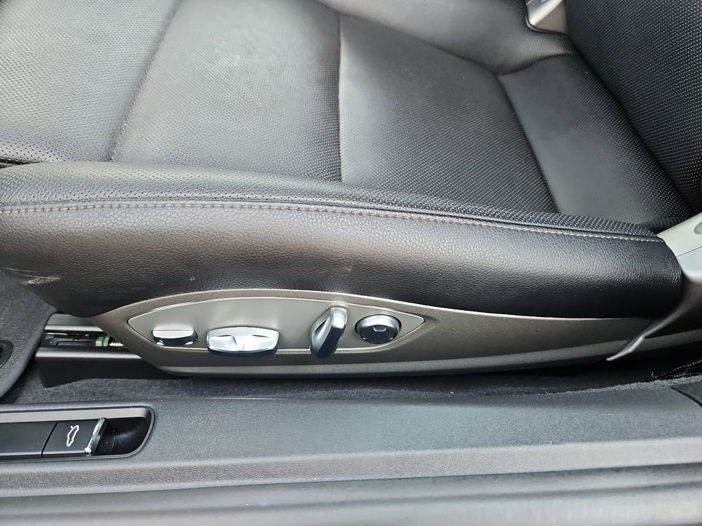 Used 2023 Porsche 718 Boxster RWD image 18
