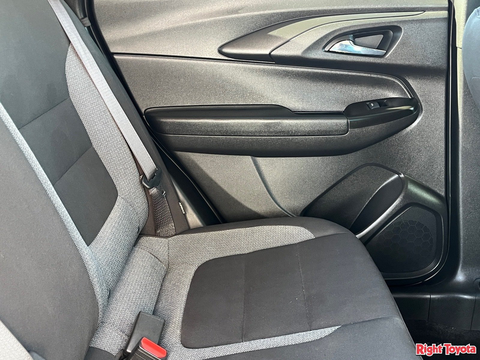 Used 2022 Chevrolet TrailBlazer LT w/ Convenience Package FWD image 14