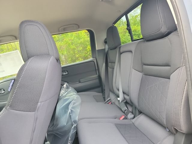 New 2026 Nissan Frontier SV w/ All-Weather Content Package AWD/4WD image 30