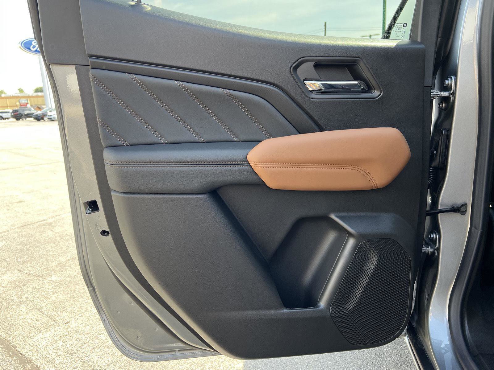 New 2026 GMC Canyon AT4 image 16