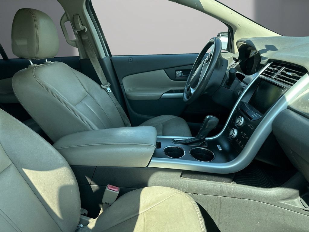 Used 2013 Ford Edge SEL FWD image 10