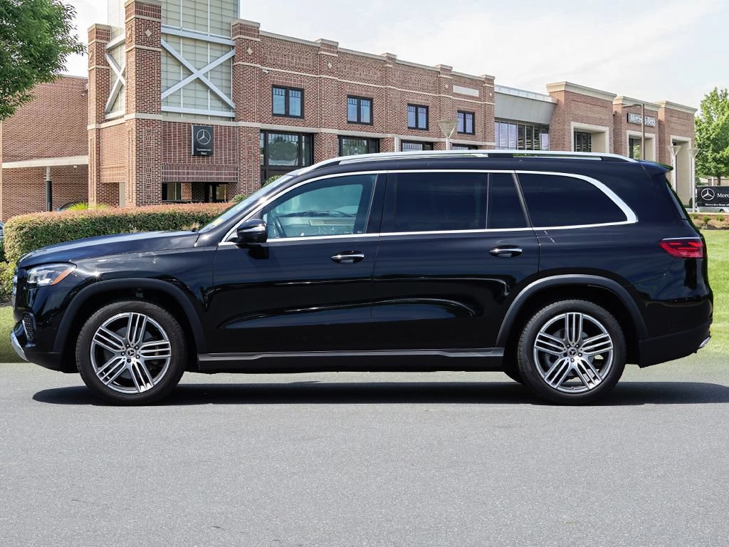Certified 2025 Mercedes-Benz GLS 450 4MATIC image 5