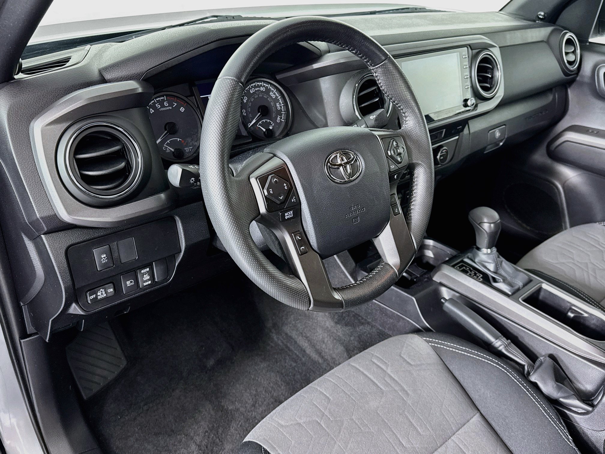 Used 2023 Toyota Tacoma TRD Off-Road AWD/4WD image 9