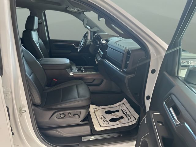 Used 2024 GMC Sierra 2500 SLT w/ SLT Convenience Package image 18