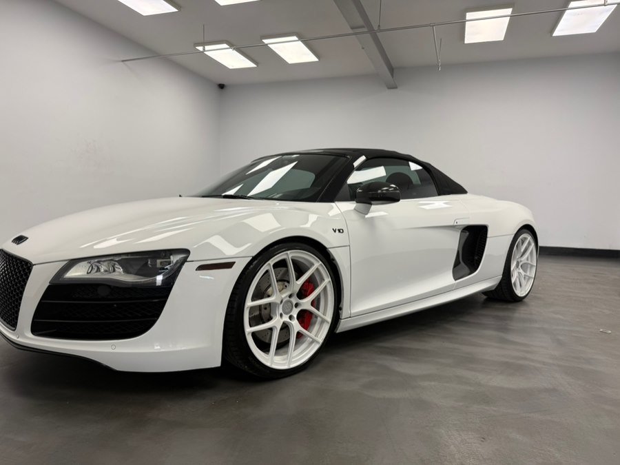 Used 2011 Audi R8 V10 AWD/4WD image 32