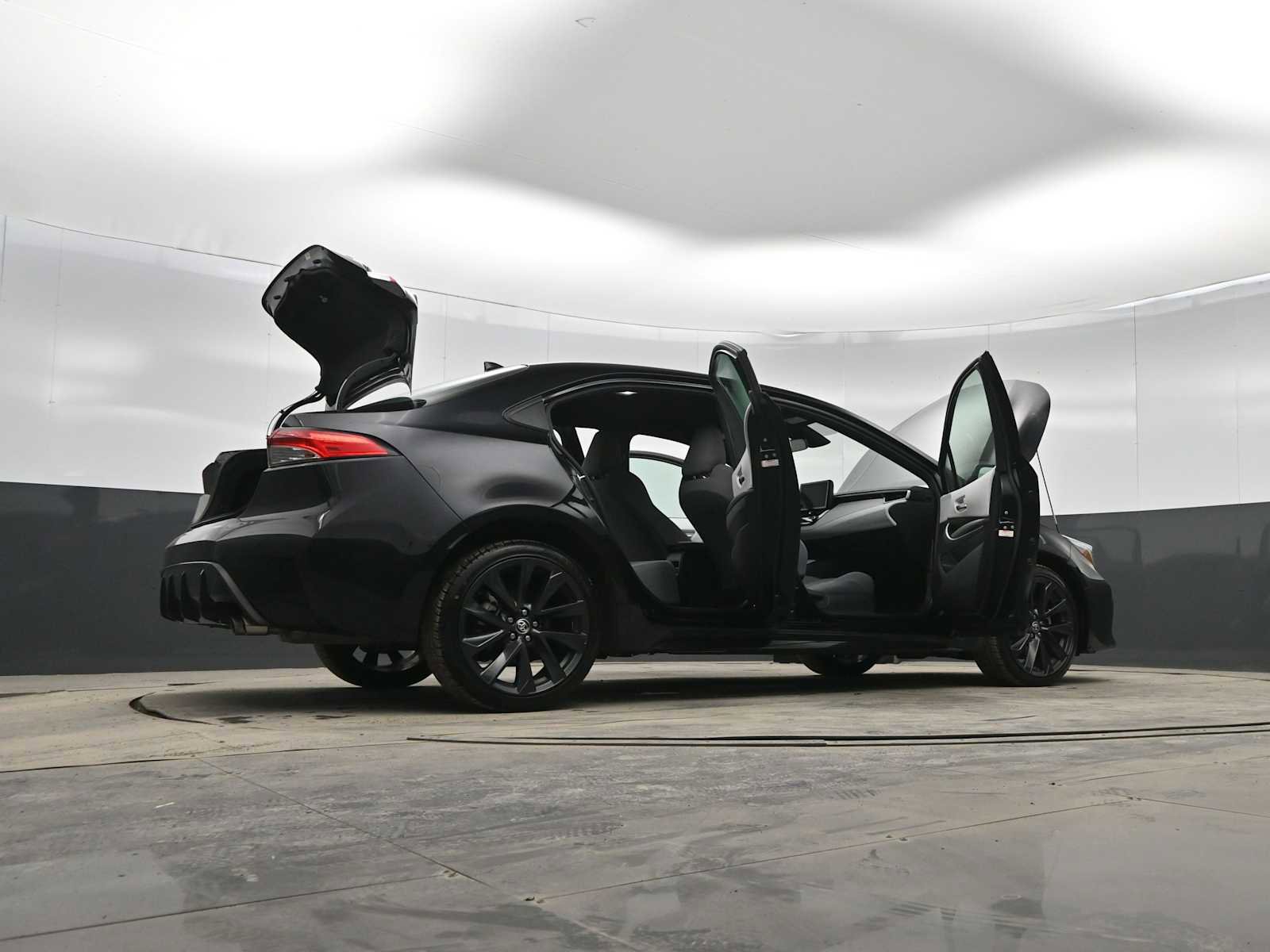 Used 2024 Toyota Corolla SE image 43