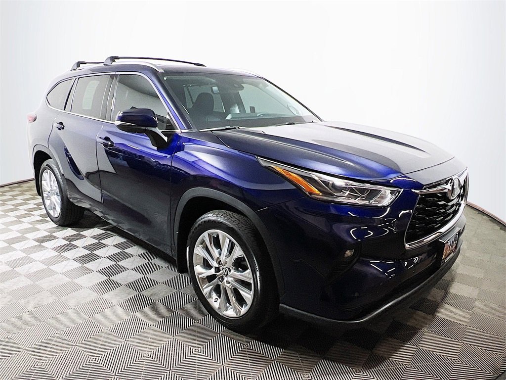 Used 2024 Toyota Highlander Limited