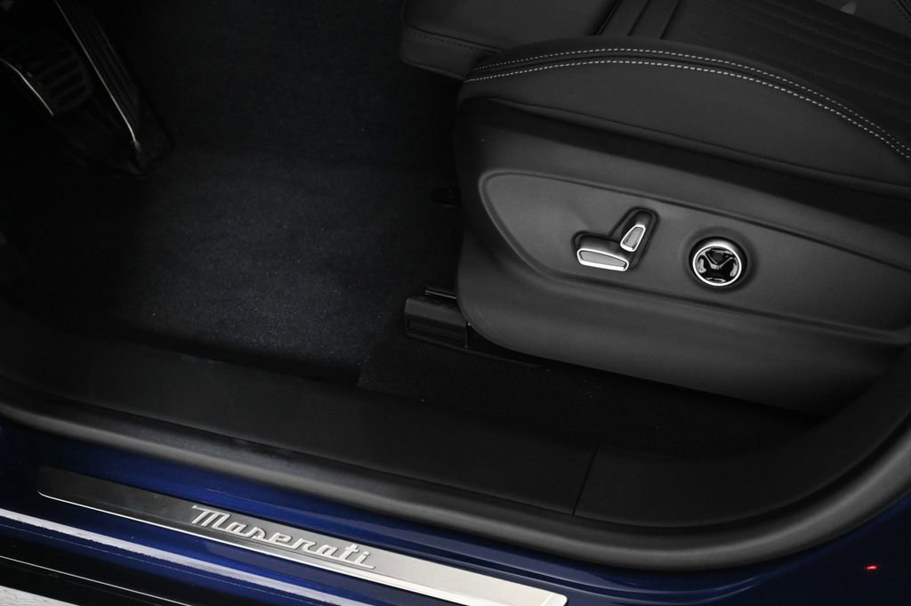 New 2025 Maserati Grecale Modena image 22