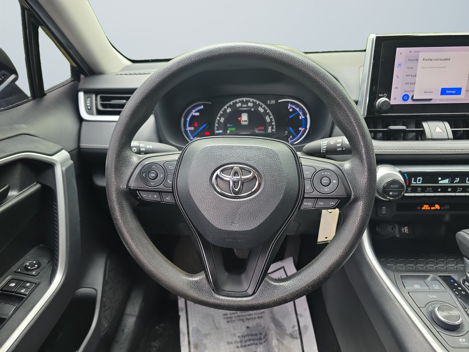 Used 2023 Toyota RAV4 LE AWD/4WD image 13