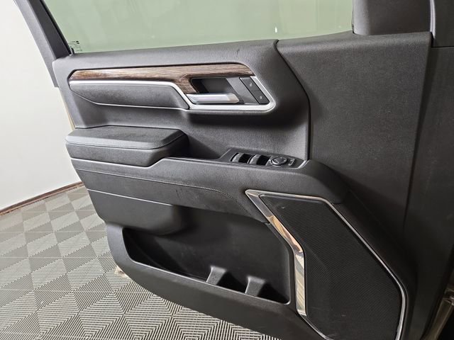 Used 2023 GMC Sierra 1500 Elevation image 28