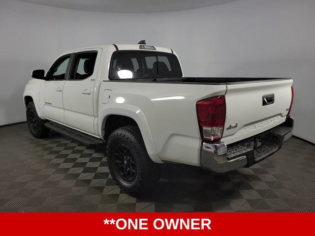 Used 2022 Toyota Tacoma SR5 AWD/4WD image 6