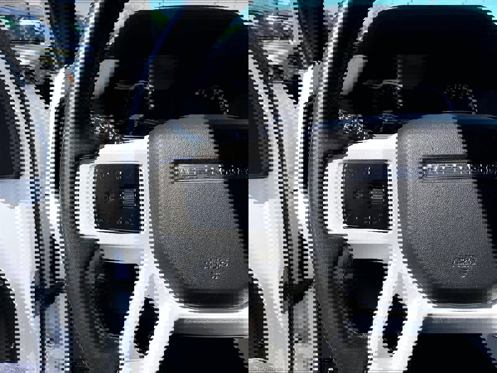 Used 2023 Land Rover Defender 110 S image 19