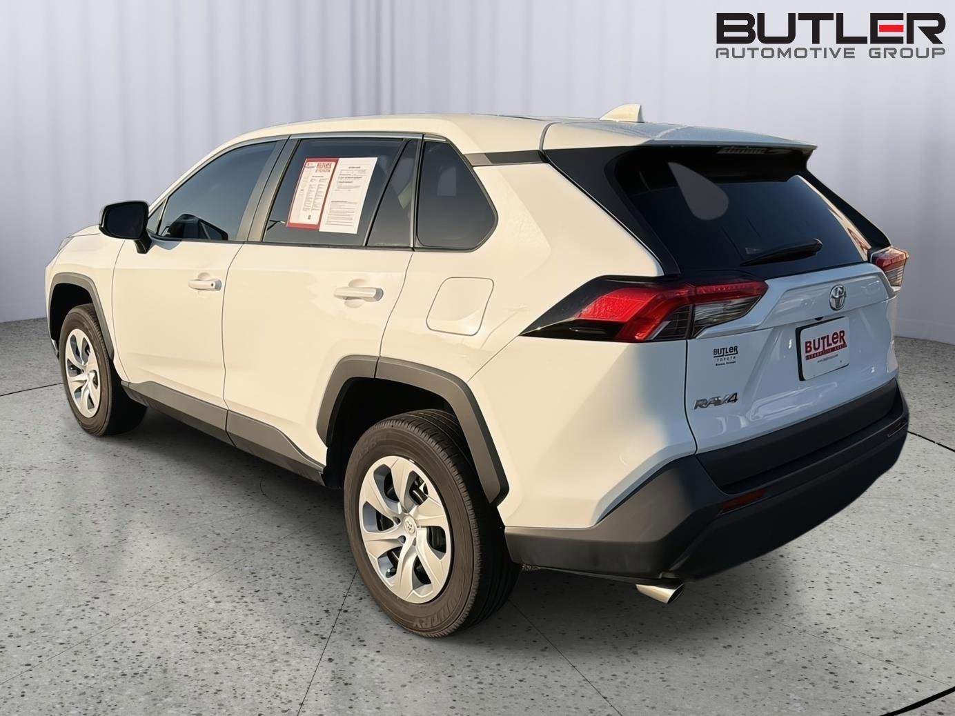 Certified 2024 Toyota RAV4 LE FWD image 4