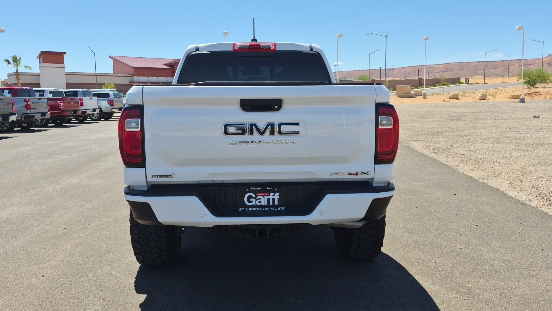 Used 2023 GMC Canyon AT4X w/ Edition 1 AWD/4WD image 4