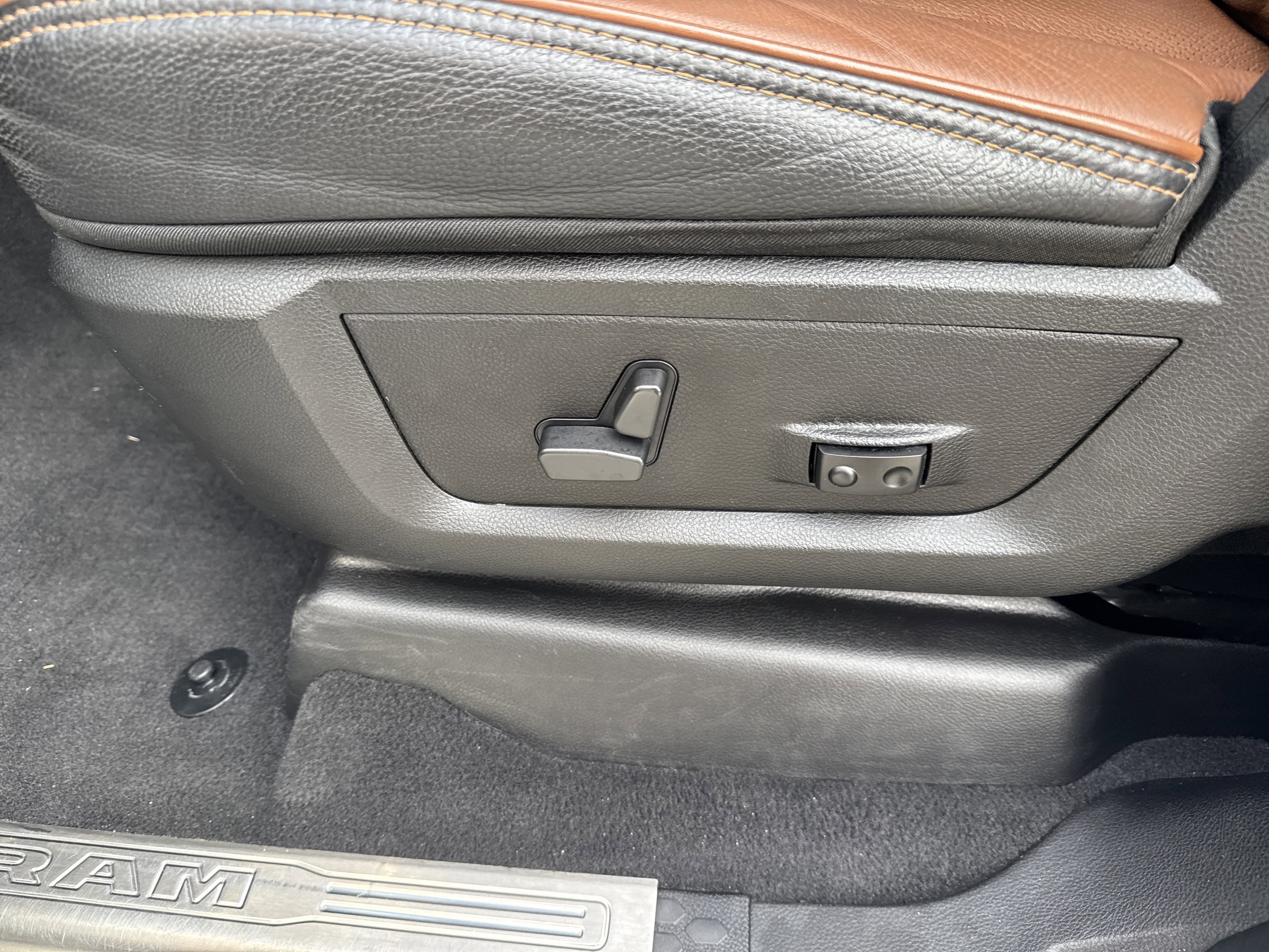 Used 2023 RAM 2500 Limited image 12