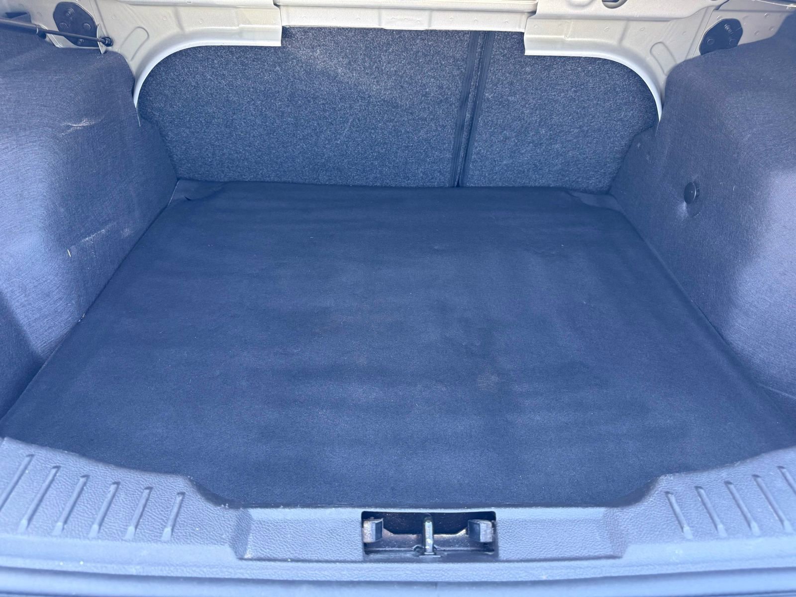 Used 2016 Ford Focus SE image 20