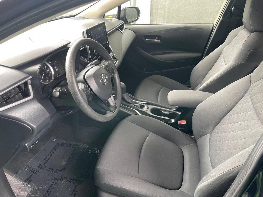 Used 2020 Toyota Corolla LE FWD image 32