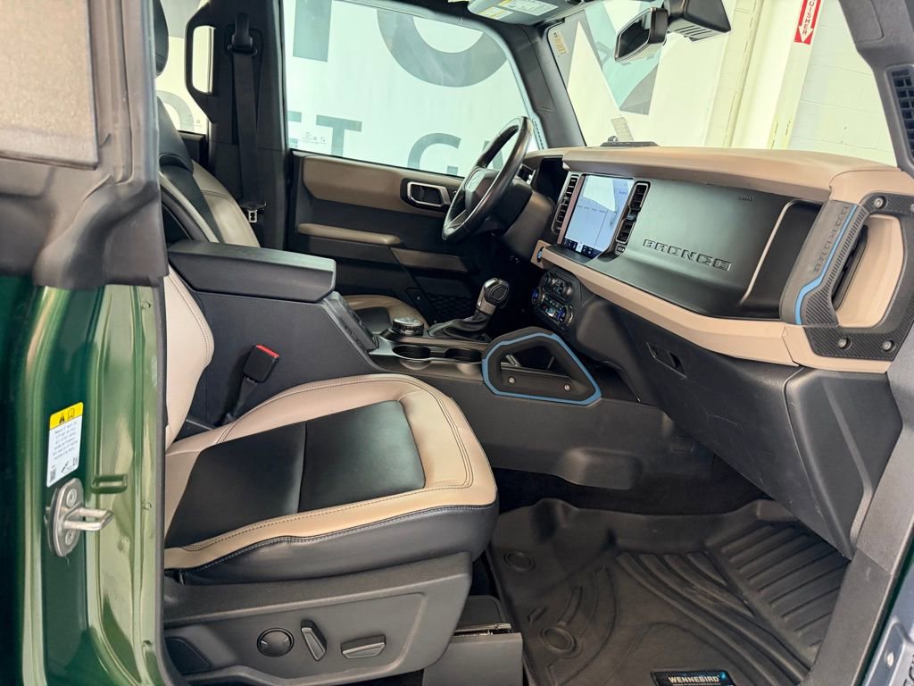 Used 2023 Ford Bronco Wildtrak image 32