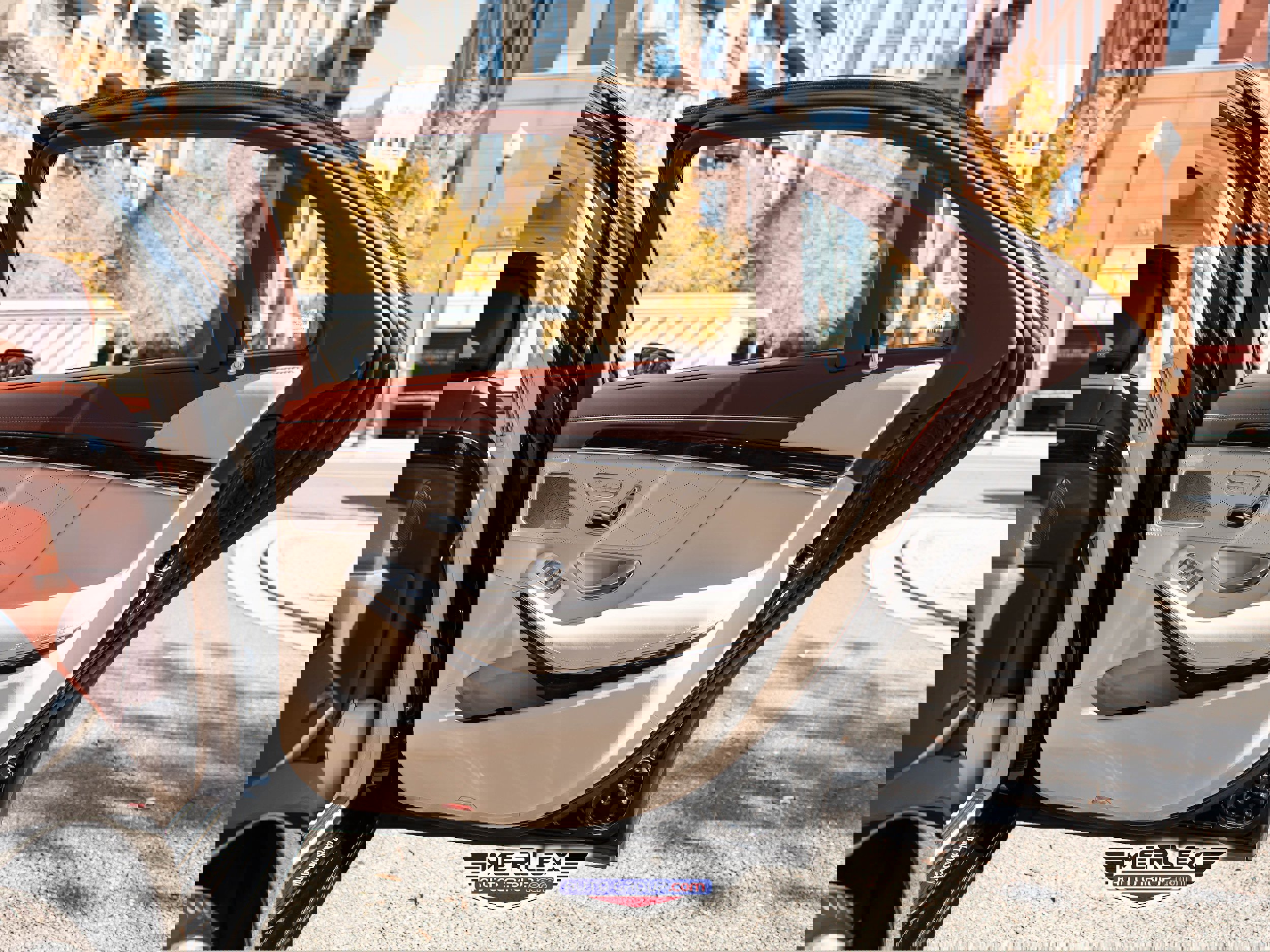 Used 2018 Mercedes-Benz S 560 4MATIC Sedan w/ Premium Package image 48