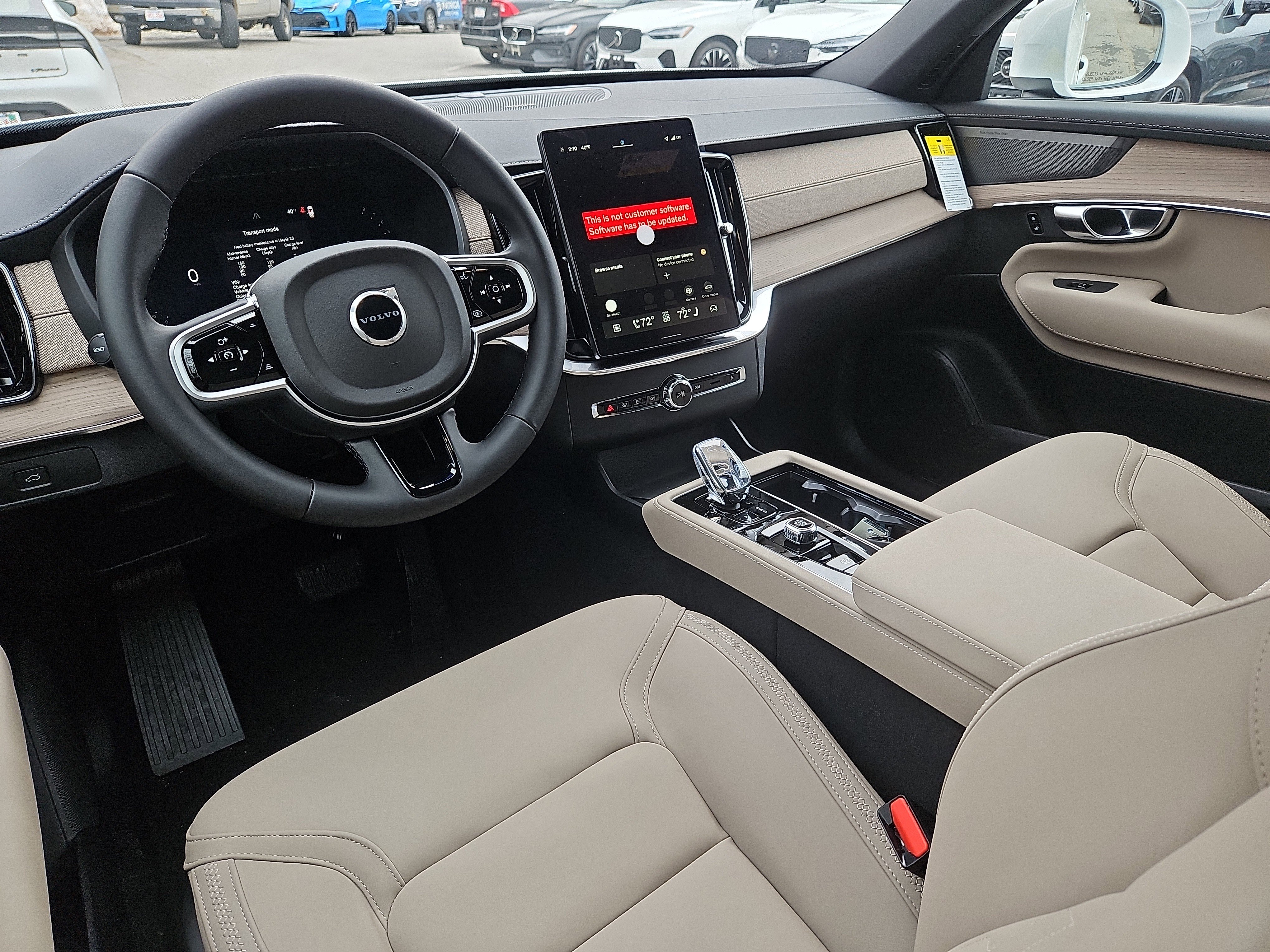 New 2026 Volvo XC90 B6 Plus w/ Protection Package Premier image 3