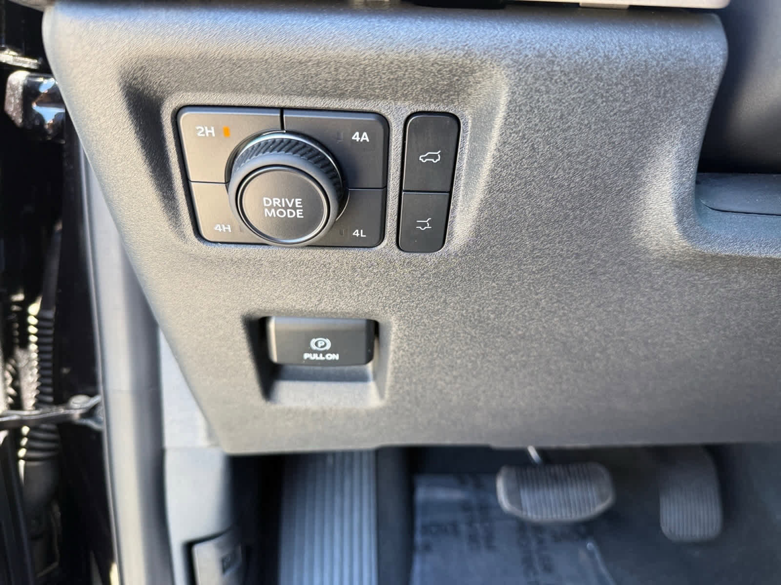 Used 2025 Ford Expedition Max Active AWD/4WD image 23