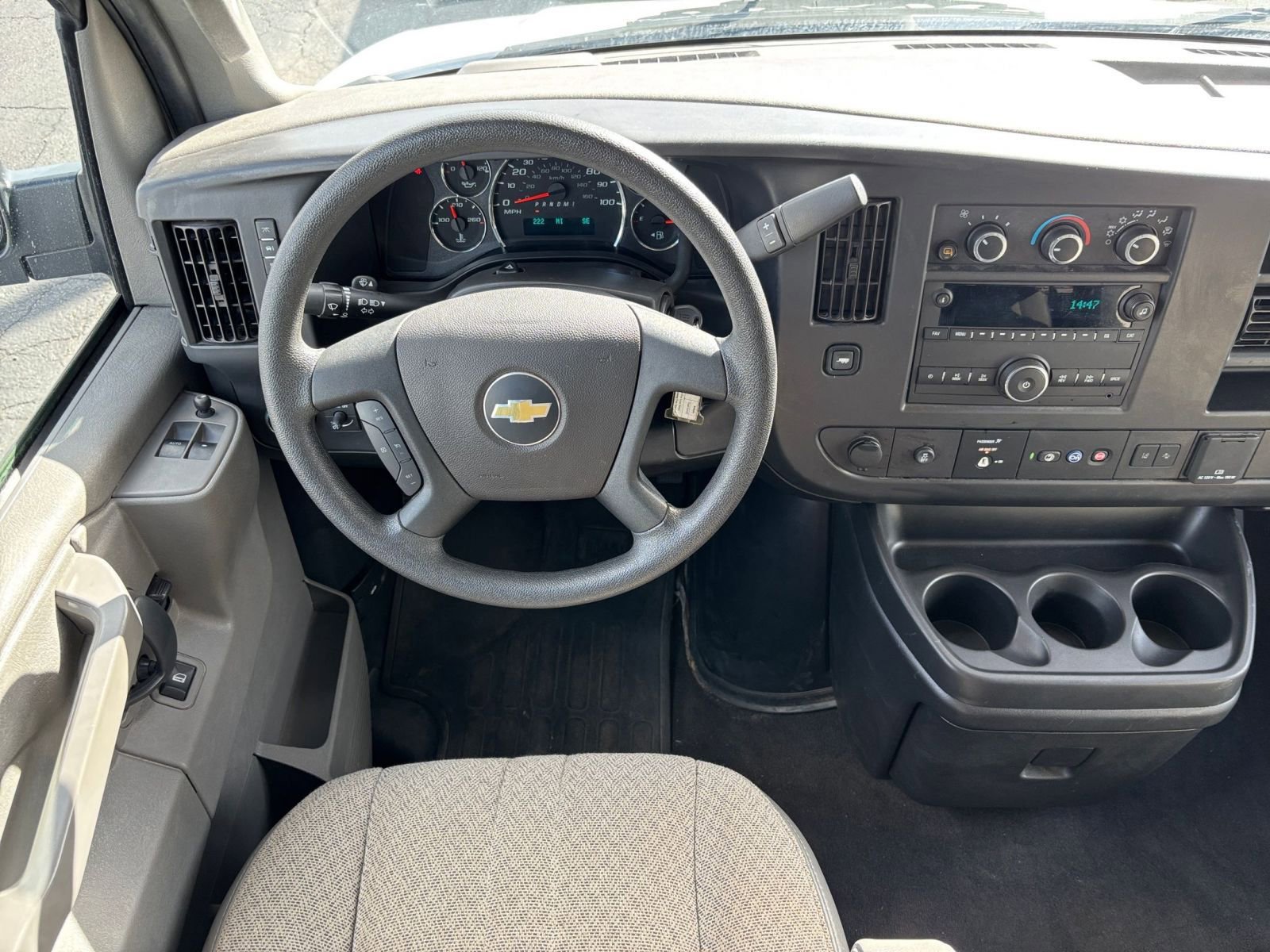 Used 2025 Chevrolet Express 3500 LT w/ LT Preferred Equipment Group image 34