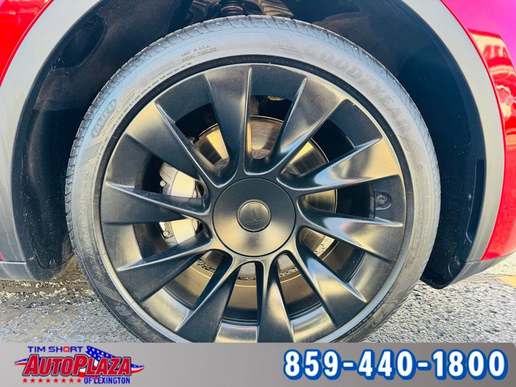 Used 2021 Tesla Model Y Long Range image 23