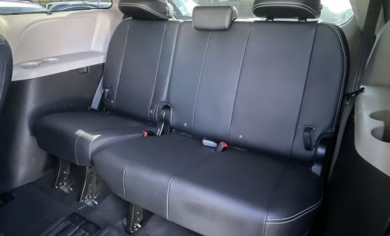 Used 2015 Toyota Sienna SE FWD image 15