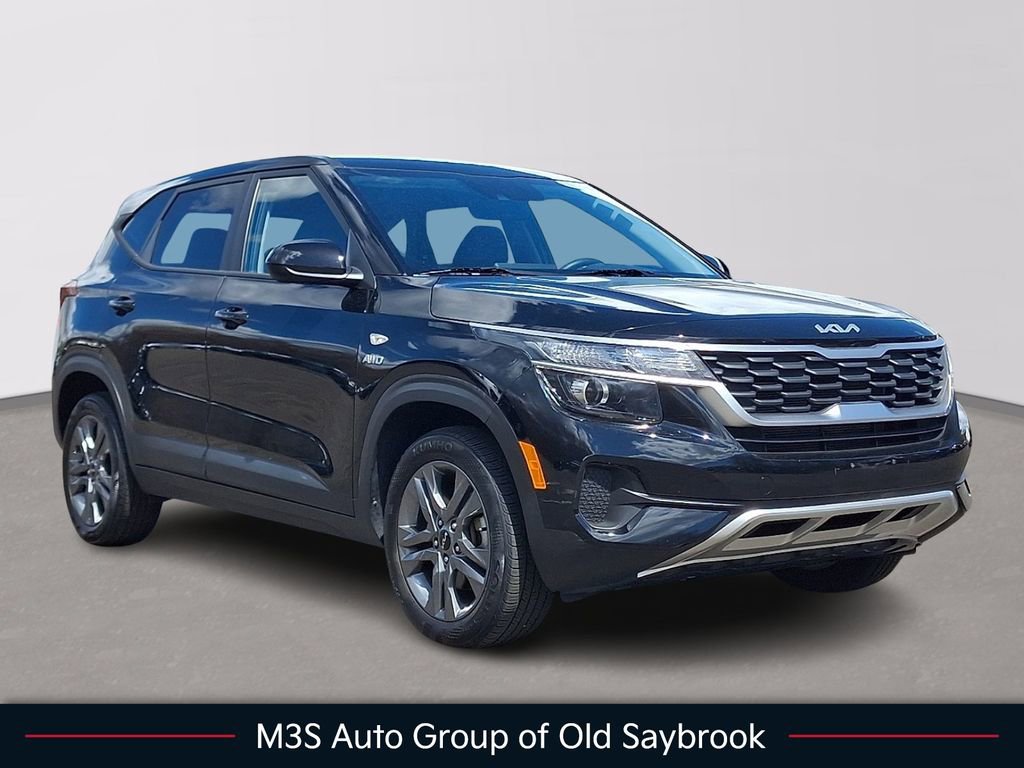 Certified 2023 Kia Seltos LX