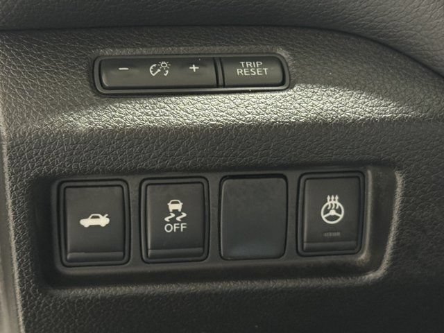 Used 2016 Nissan Altima 2.5 SL w/ 2.5 Technology Package FWD image 15