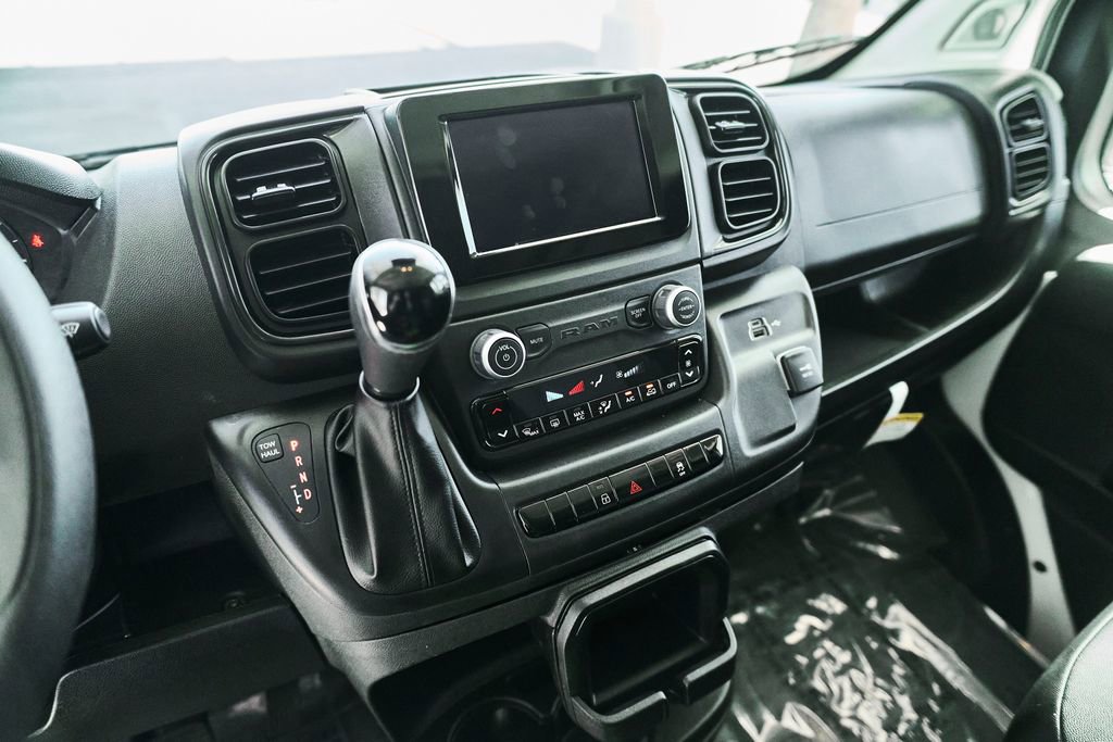 Used 2025 RAM ProMaster 2500 w/ Convenience Group FWD image 24