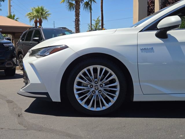 Used 2021 Toyota Avalon Limited w/ Advanced Safety Package FWD image 9
