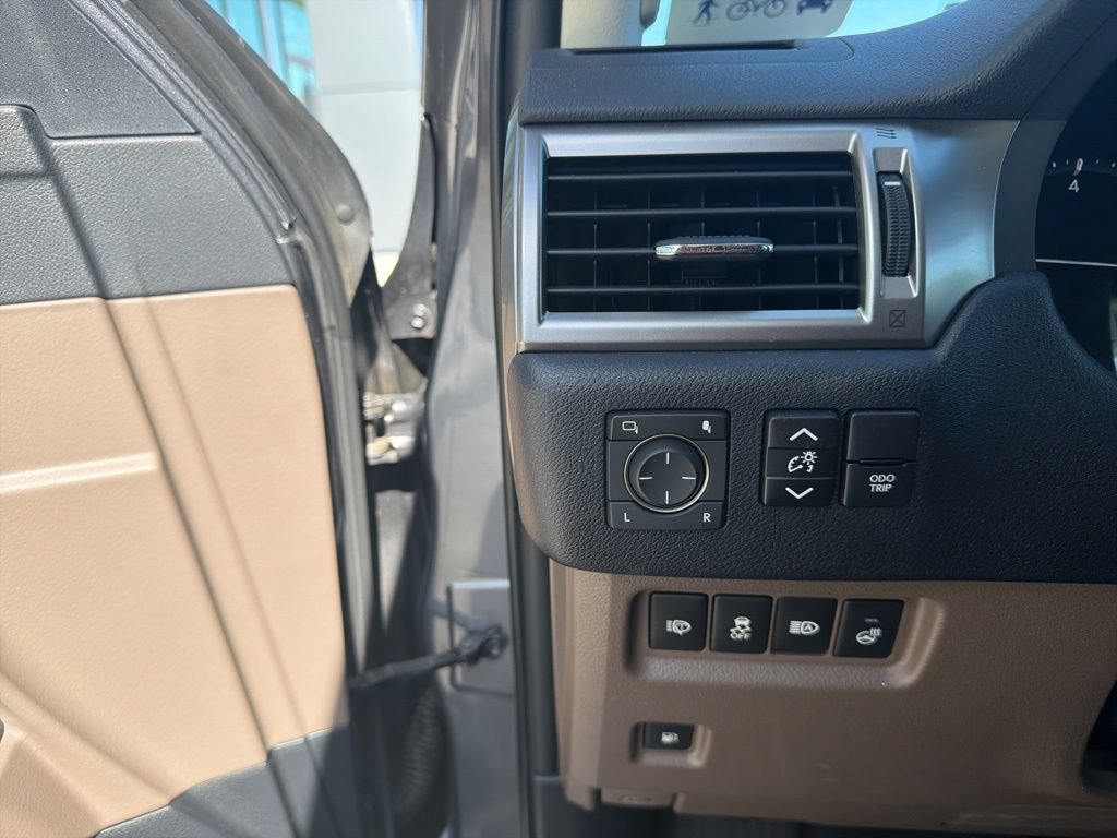 Certified 2023 Lexus GX 460 Premium w/ Premium Package AWD/4WD image 25