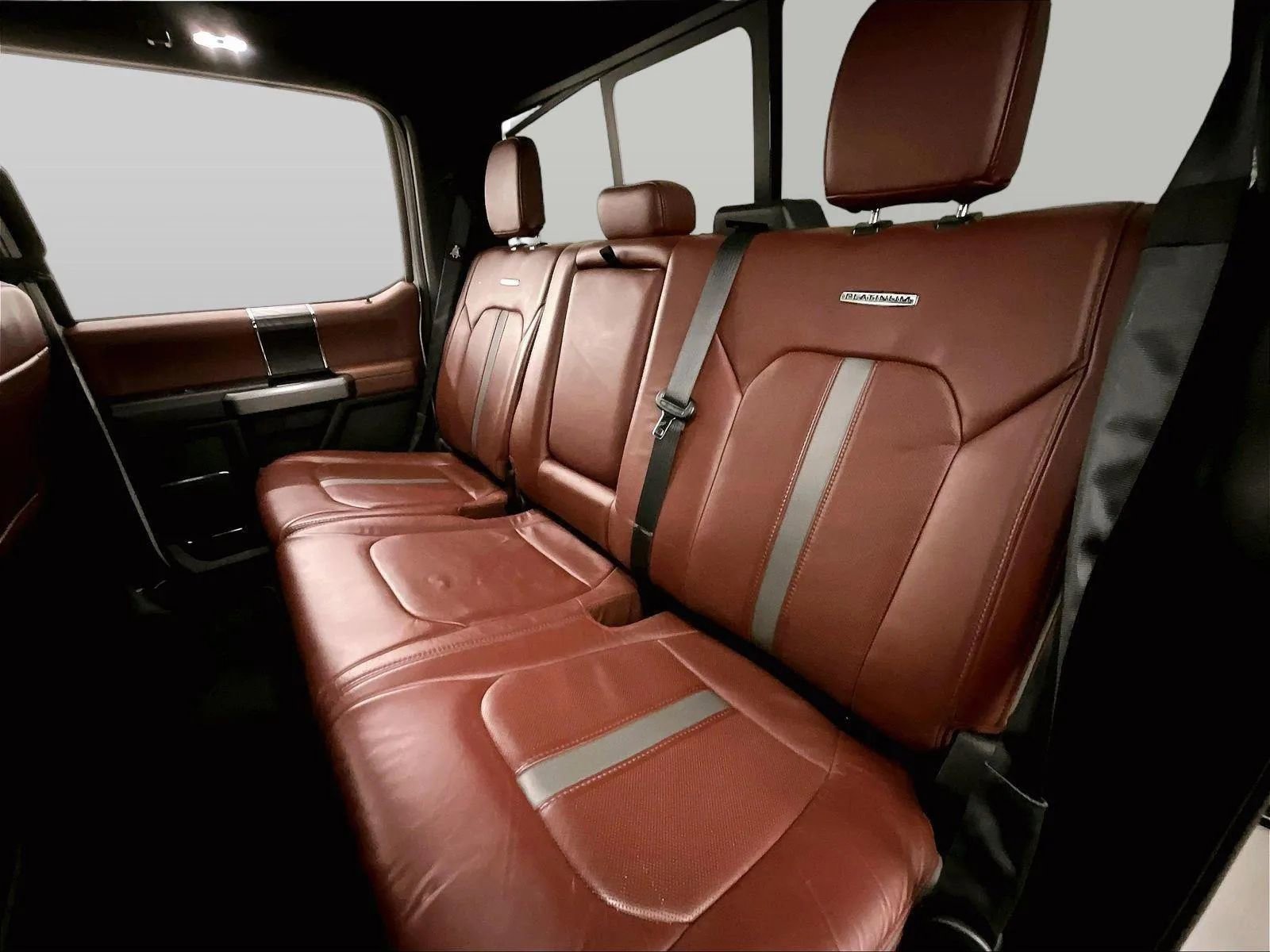 Used 2019 Ford F350 Platinum w/ Platinum Ultimate Package image 26