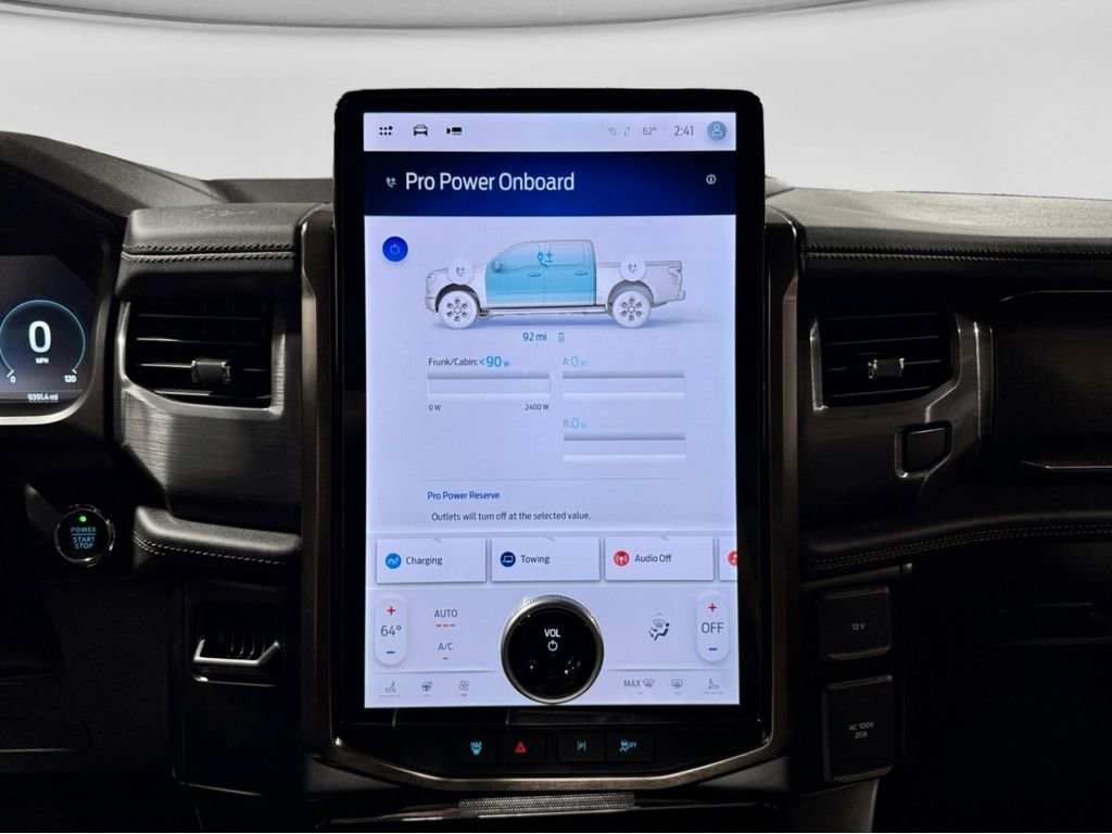 Used 2023 Ford F150 Lightning Lariat image 13