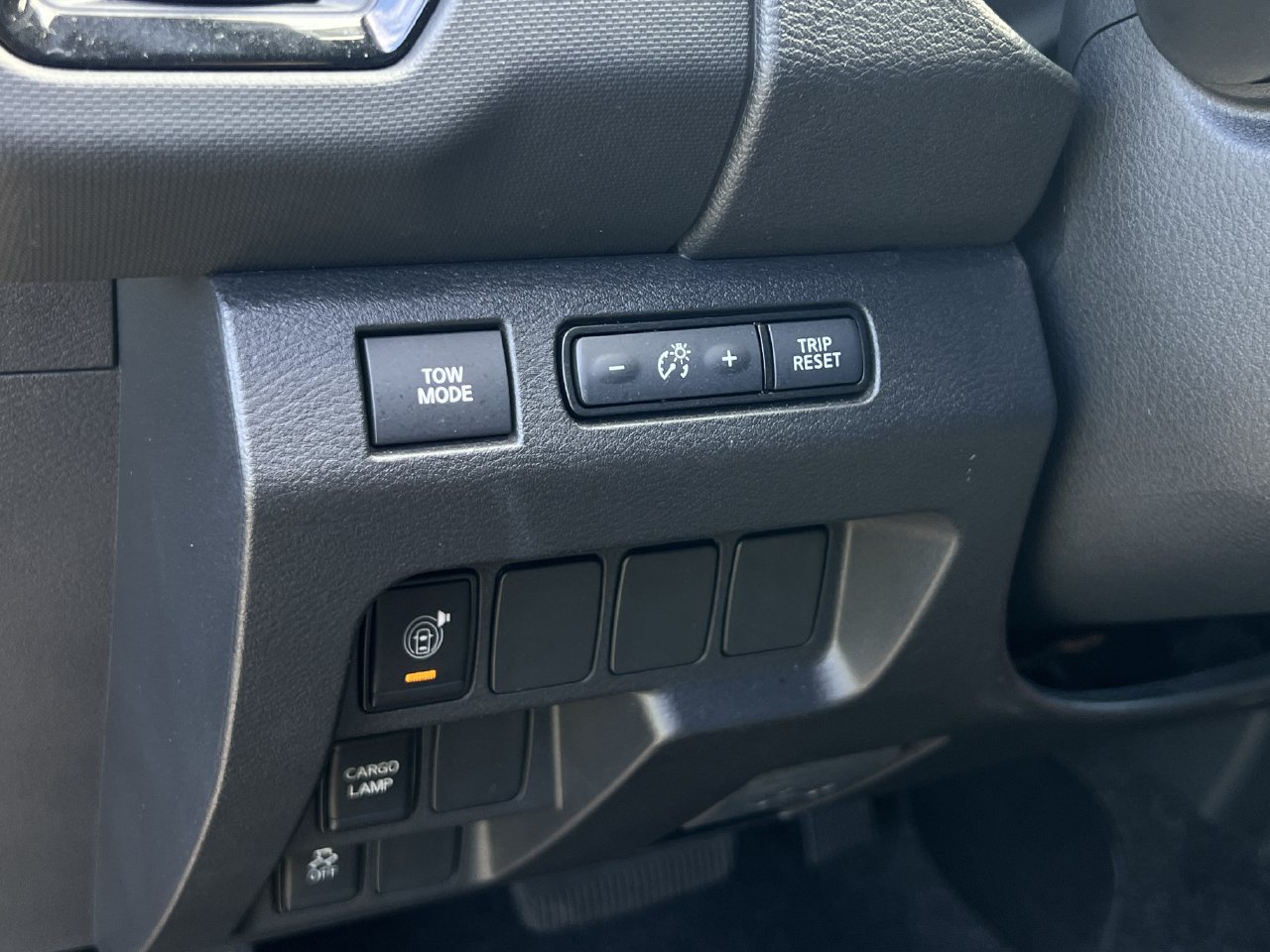 Used 2023 Nissan Frontier Pro-X w/ Technology Package RWD image 12