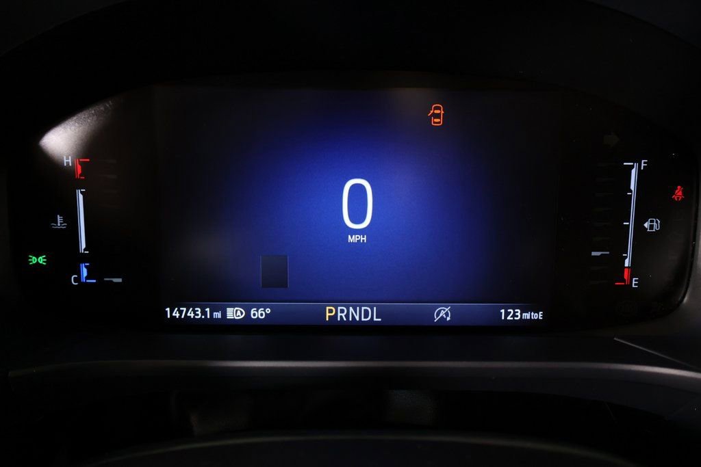 Used 2025 Ford Escape Active w/ Tech Pack #1 image 4