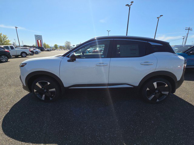New 2025 Nissan Kicks SR w/ SR Premium Package image 6