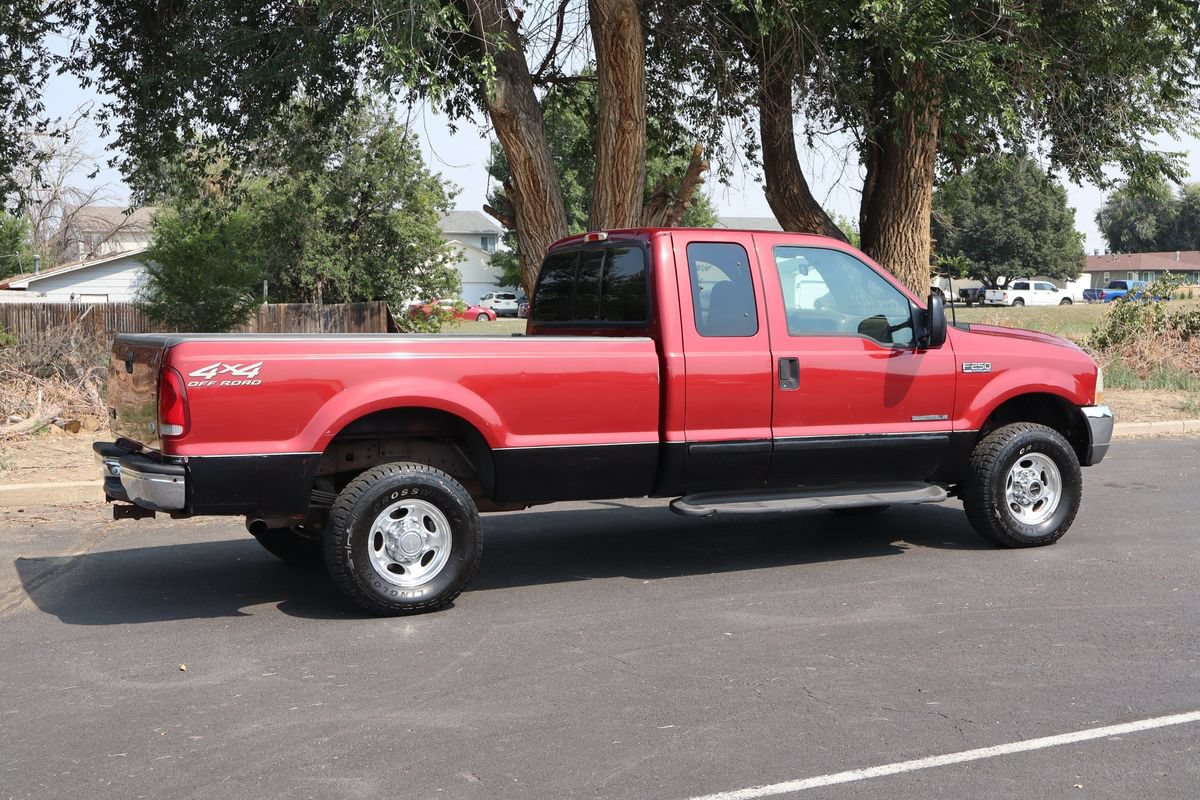 Used 2001 Ford F250 Lariat AWD/4WD image 4