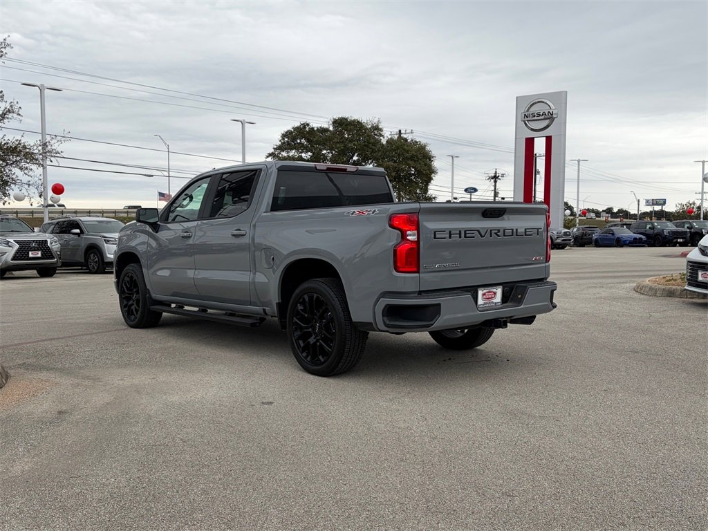 Used 2025 Chevrolet Silverado 1500 RST w/ LPO, Dark Essentials Package image 4