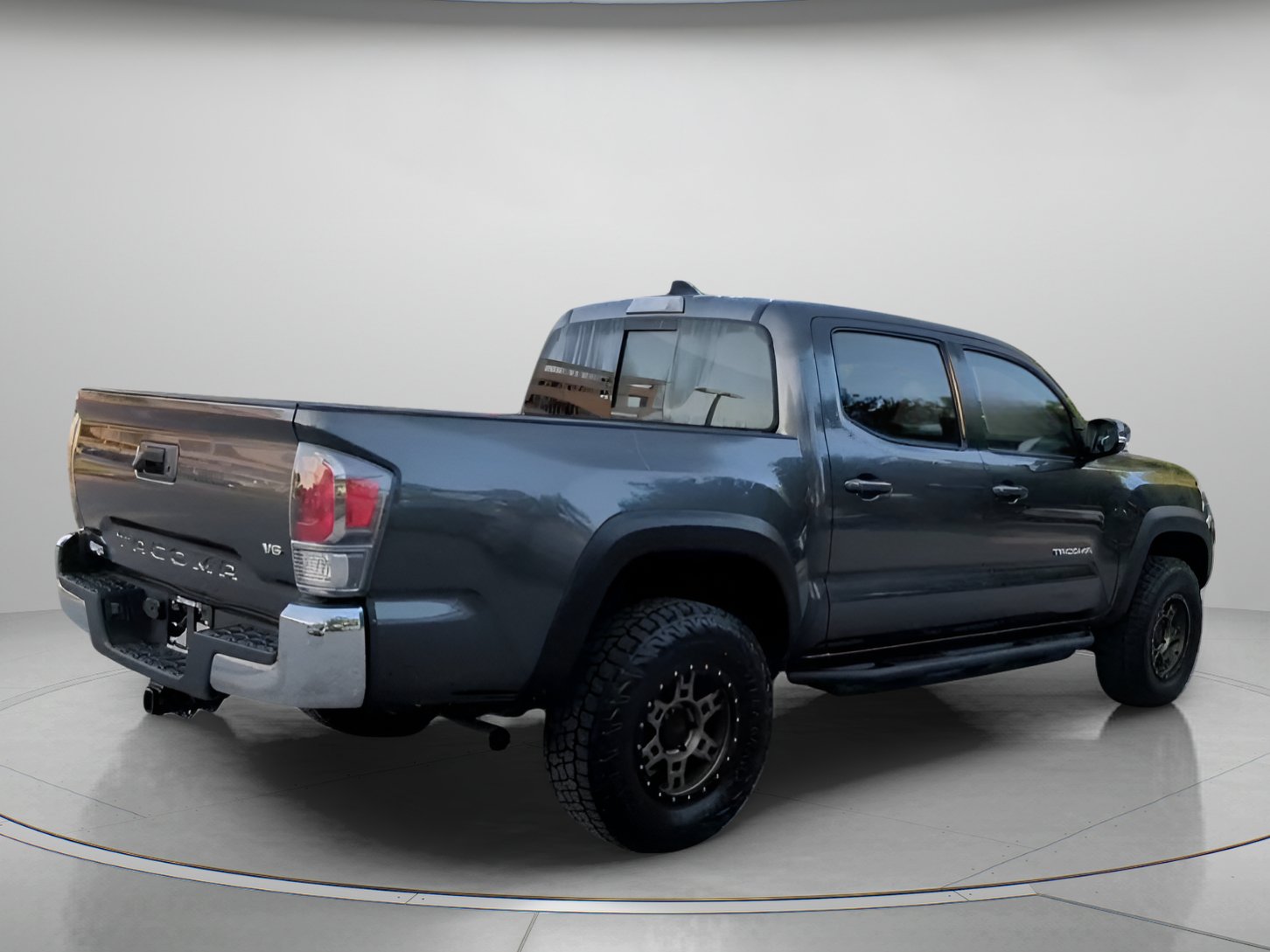 Used 2021 Toyota Tacoma TRD Off-Road AWD/4WD image 28