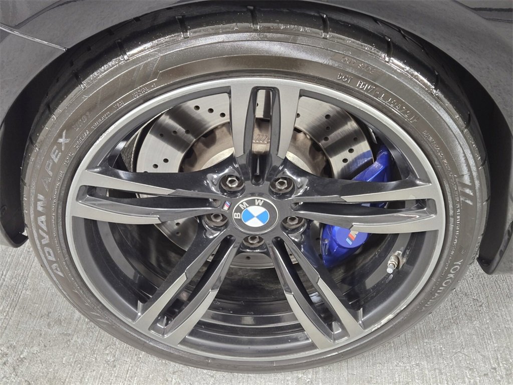 Used 2018 BMW M2 image 9